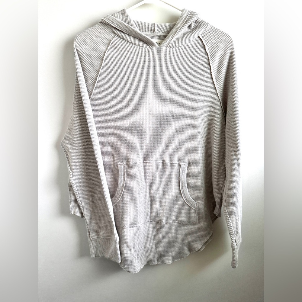 ARITZIA TNA Nevado Waffle Hooded Thermal Sweater, Ashen Grey, Medium - Picture 4 of 7